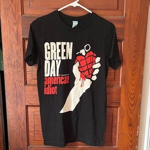 Green Day American Idiot Tee size XS NWT